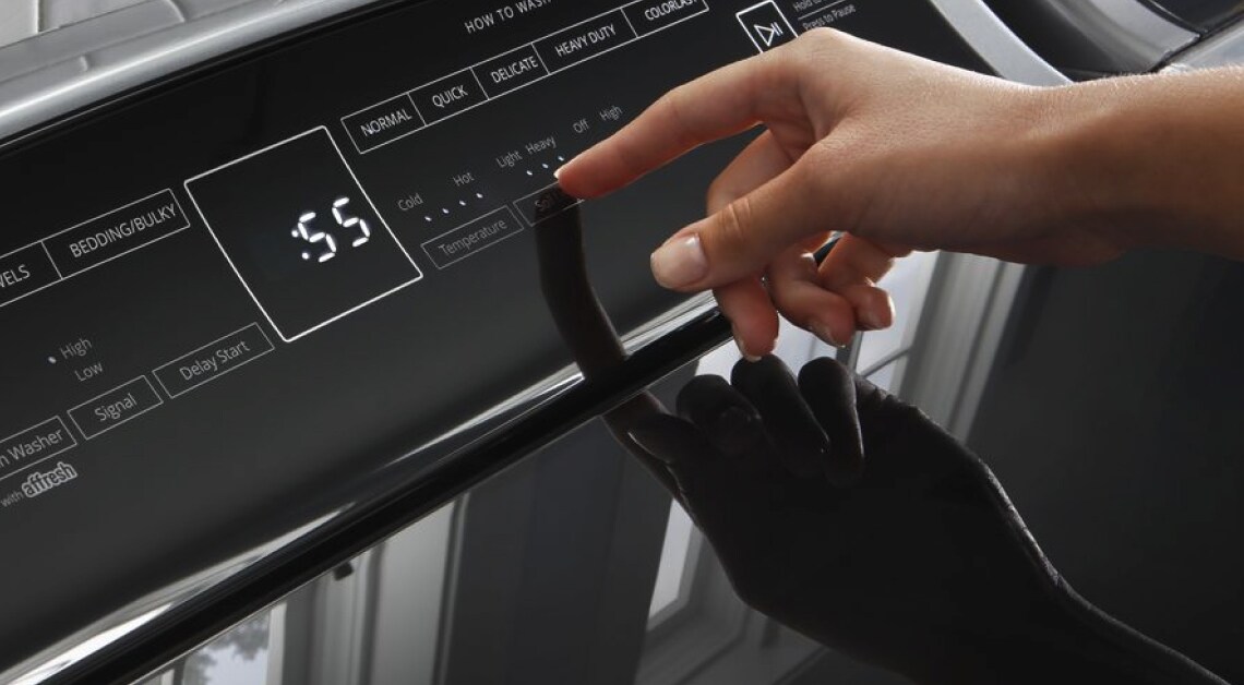 Top load laundry with Intuitive Touch Controls