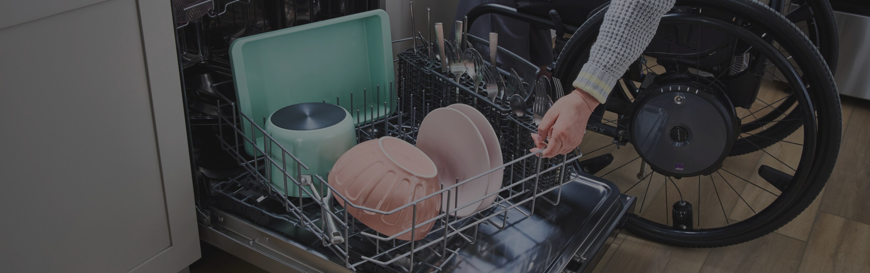 A person using the Spin&Load rack 