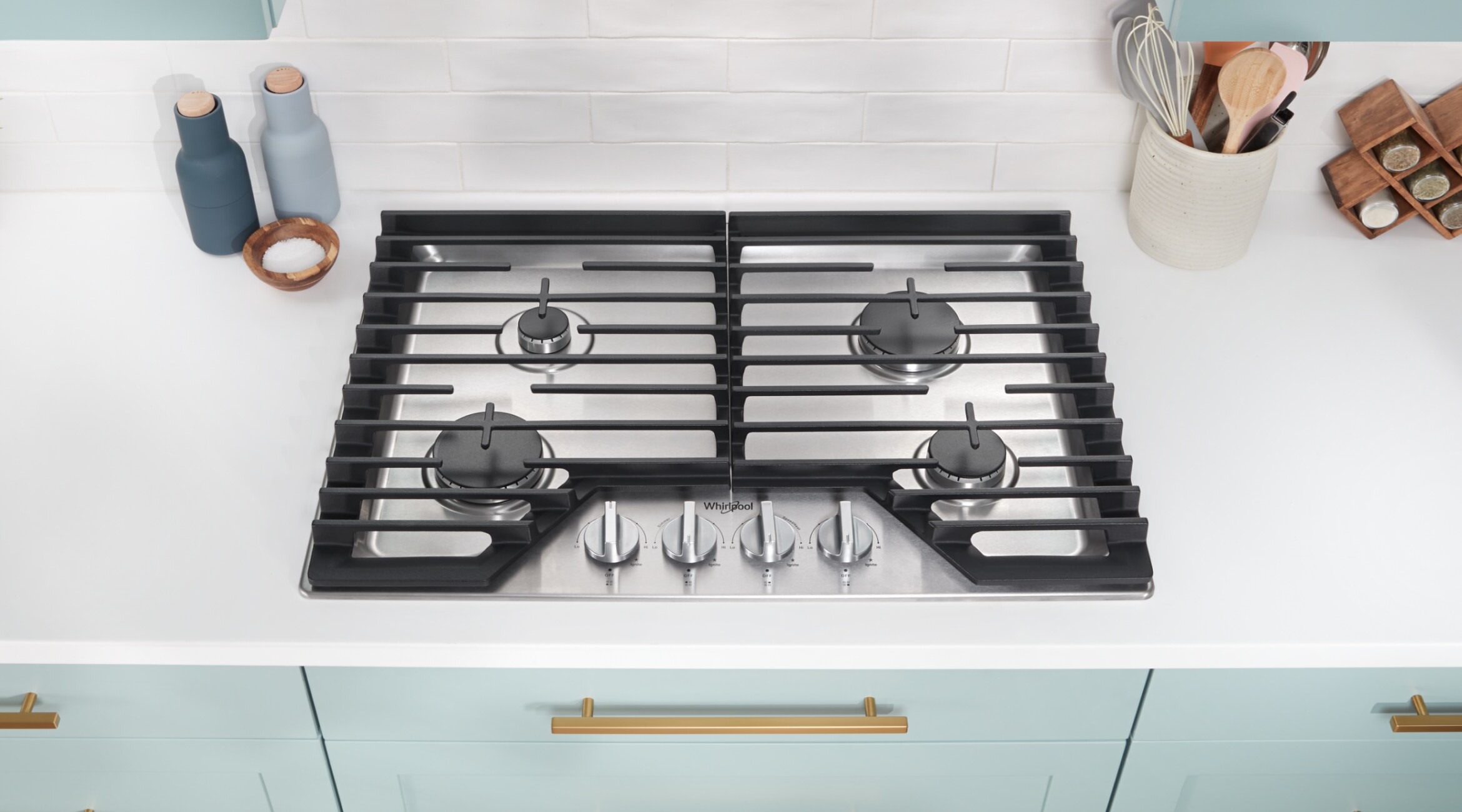 A Whirlpool® Standard Cooktop in a modern kitchen