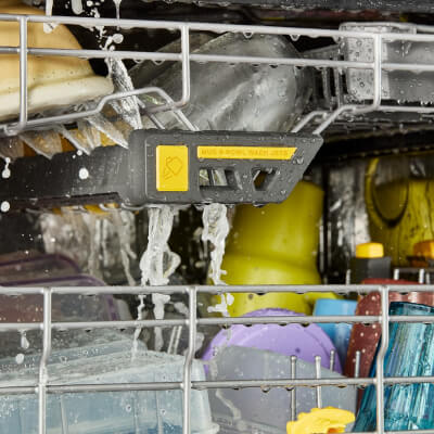 Overcrowded dishwasher