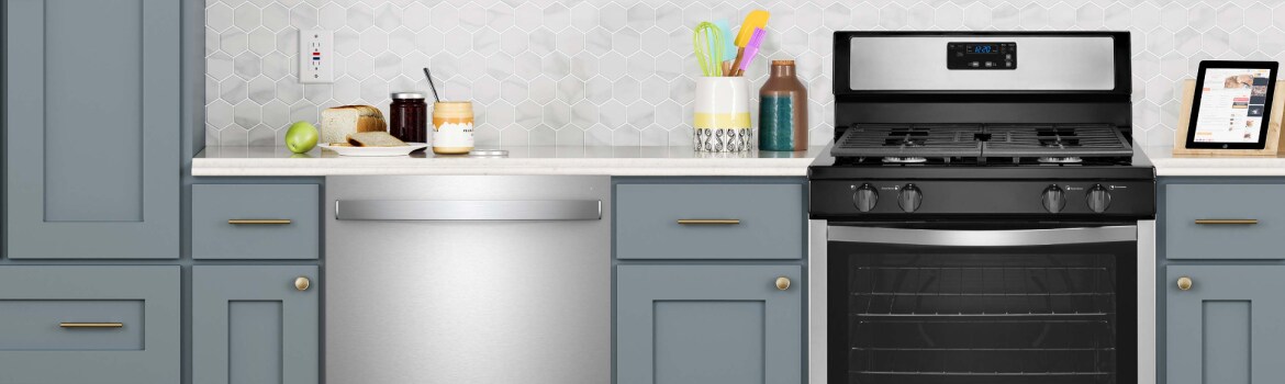 A Whirlpool® Starter Gas Range in a modern kitchen