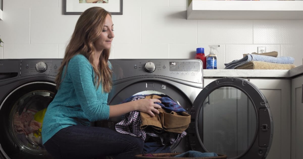 how to separate clothes when doing laundry