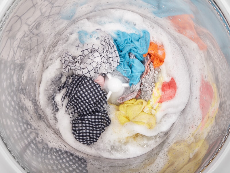 Clothes washing in a washing machine Clothes washing in a washing machine