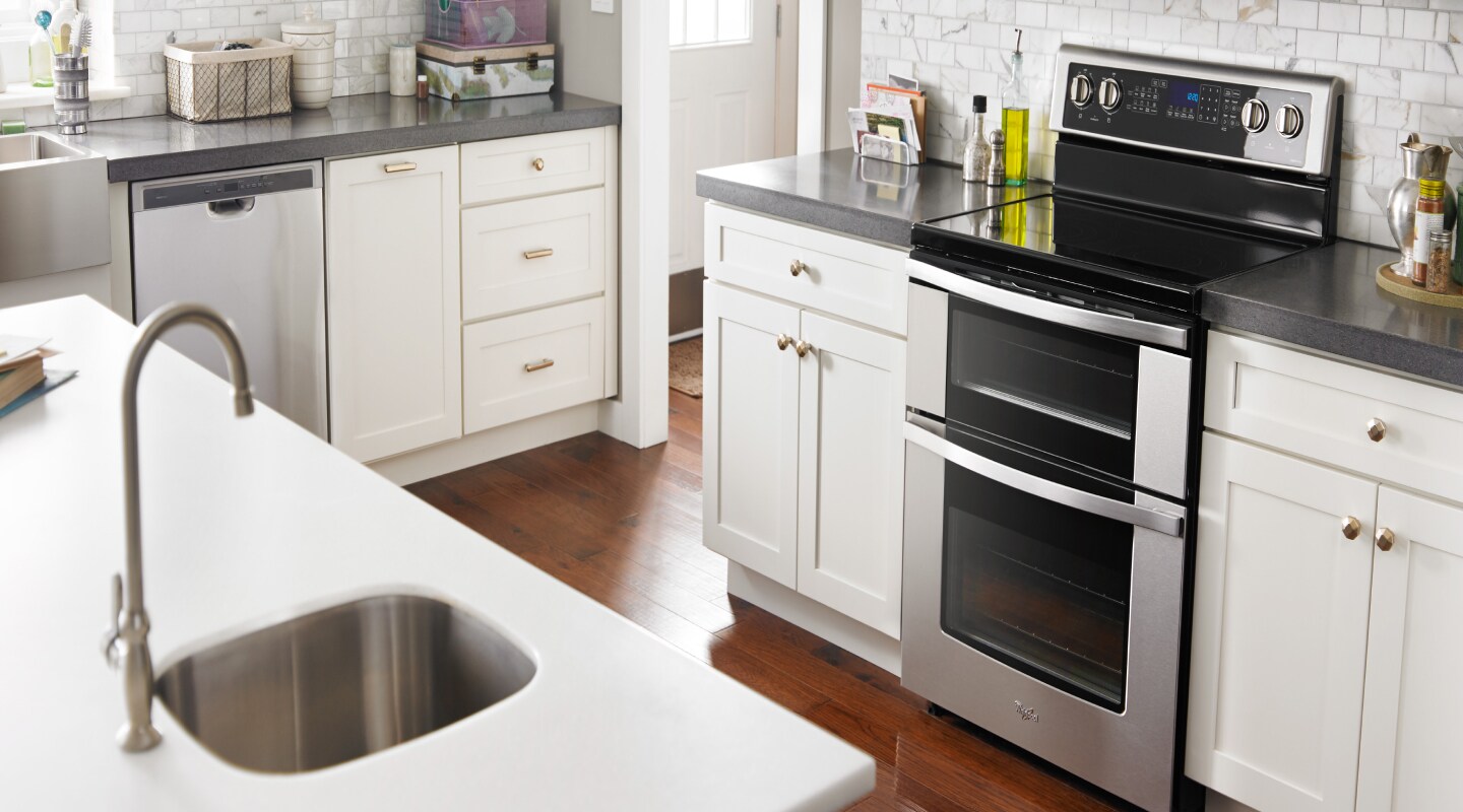 Convection vs. Conventional Ovens What’s the Difference? Whirlpool