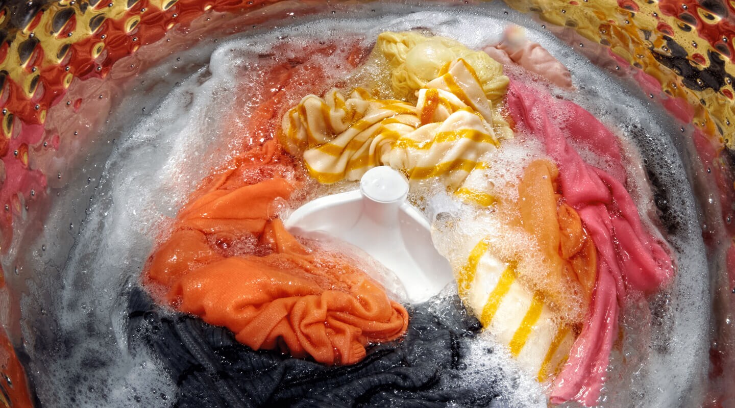 Clothes washing in a machine