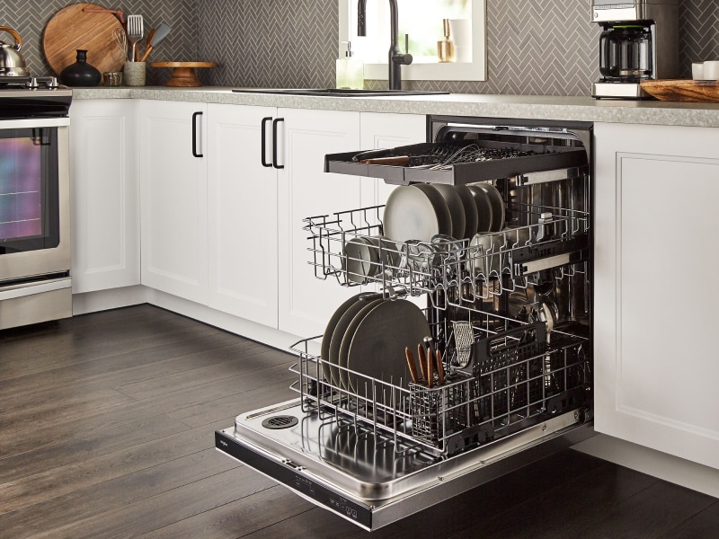 Full three-rack dishwasher Full three-rack dishwasher
