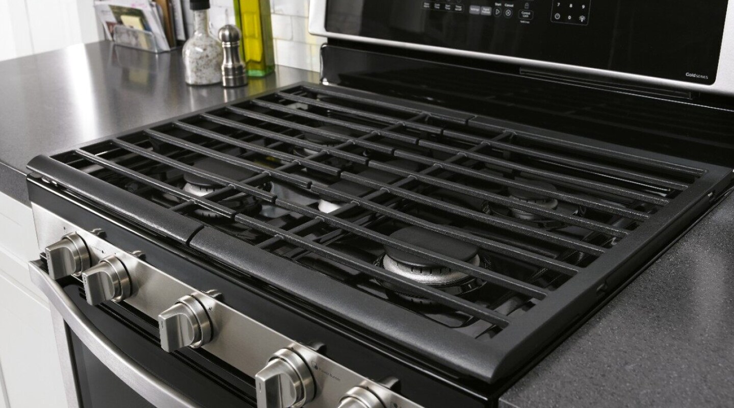 How to Clean Gas Stove Top Grates and Burners Whirlpool