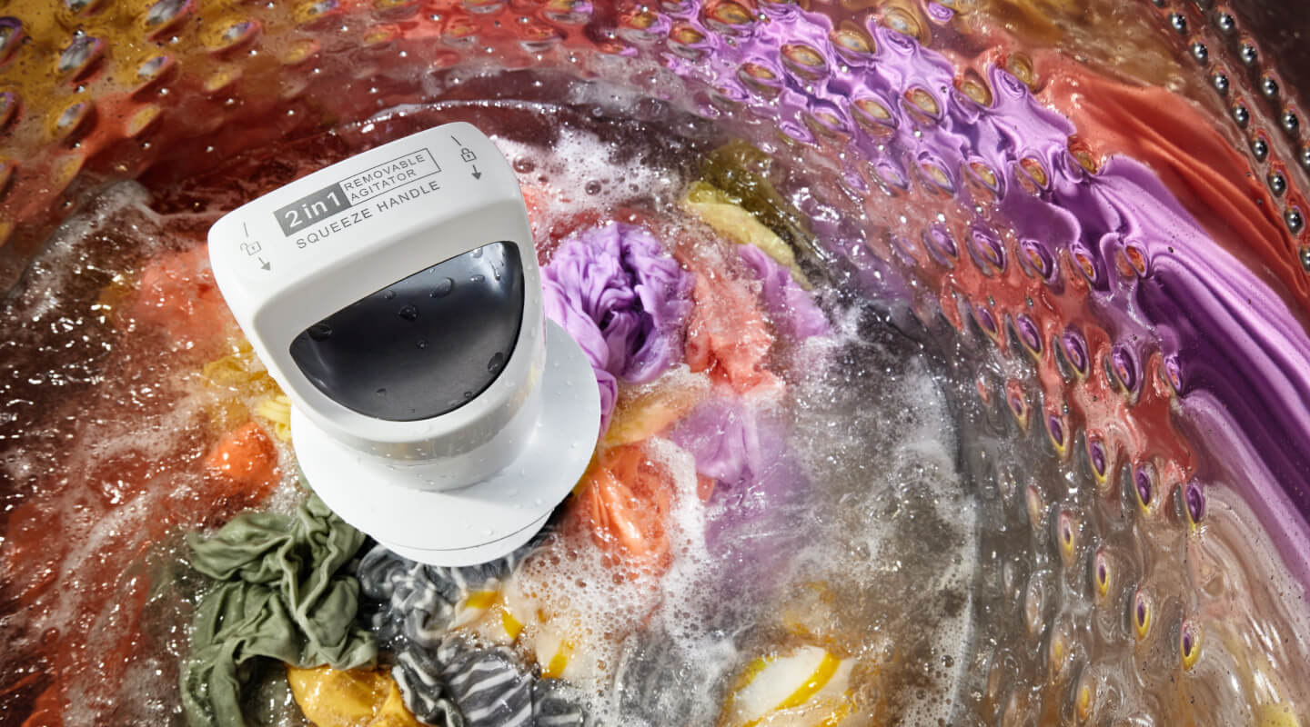 Removable agitator inside washing machine