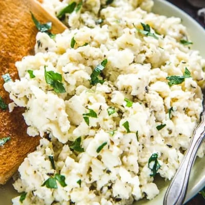 Scrambled egg whites with herbs