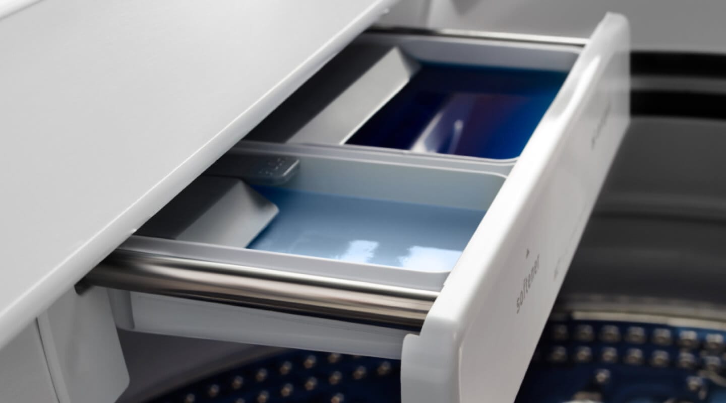 Fabric softener dispenser