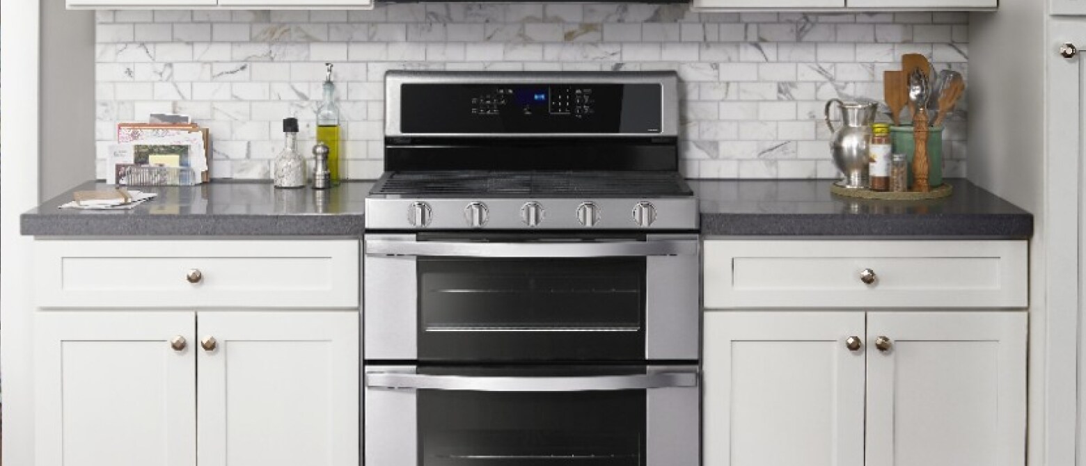 How to Use an Oven: Preheating and Cooking Tips | Whirlpool