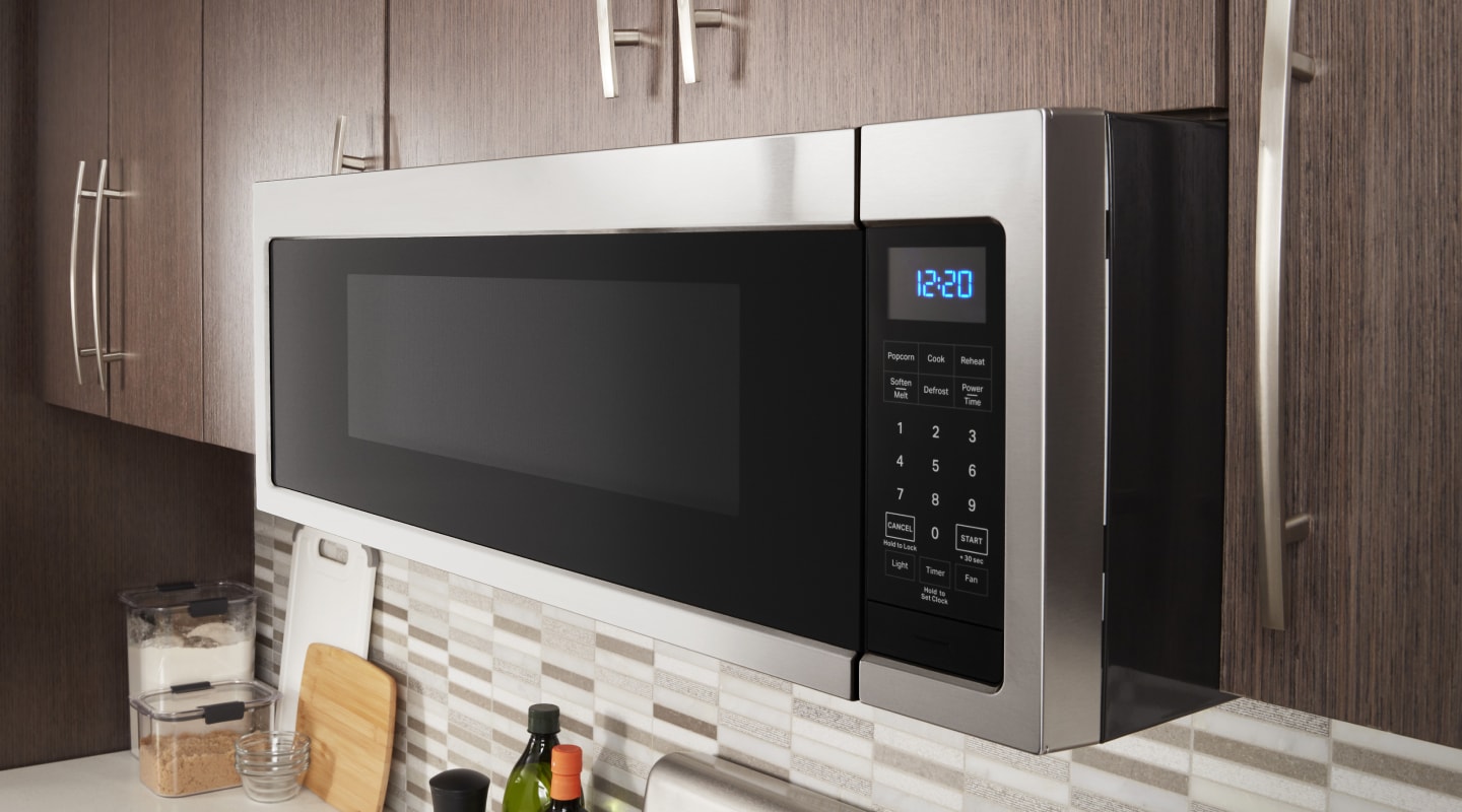 A built-in Whirlpool® microwave A built-in Whirlpool® microwave