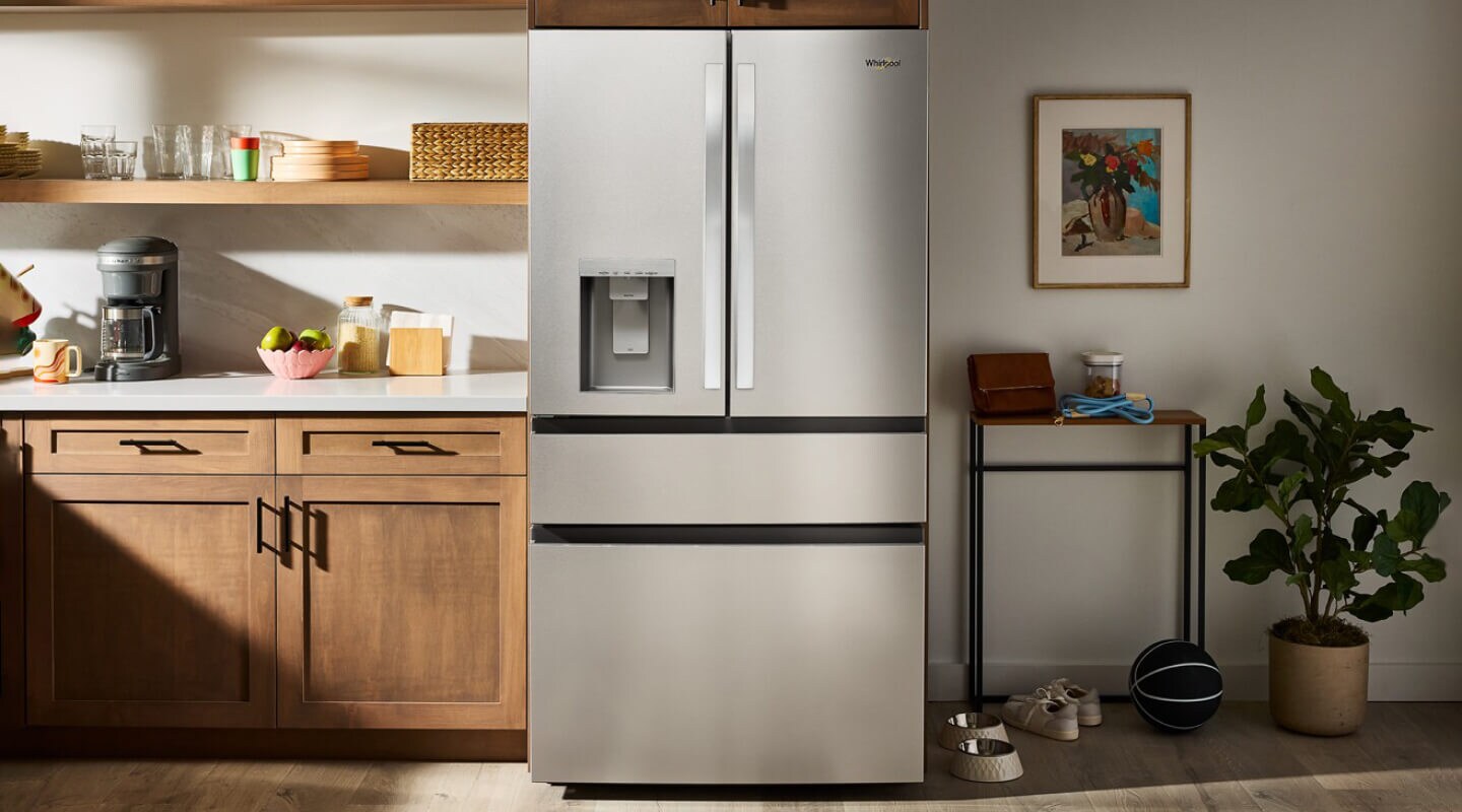 Whirlpool® Refrigerator with Built-In Nugget Ice