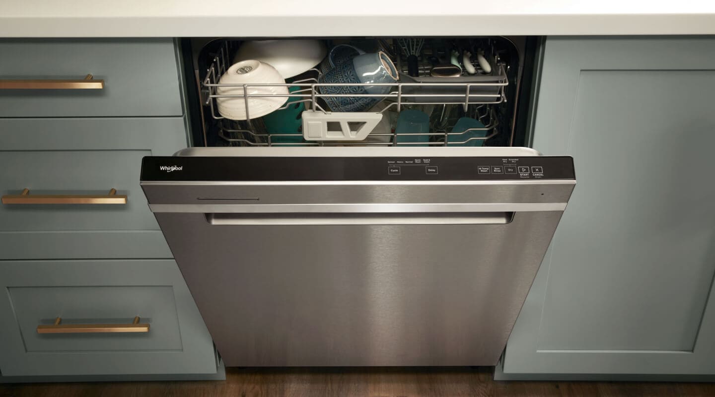 Open top control Whirlpool® dishwasher Open top control Whirlpool® dishwasher