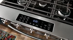 What Is Broiling? Key Uses vs. Baking and Grilling | Whirlpool