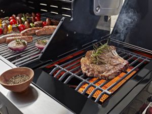 What Is Broiling? Key Uses vs. Baking and Grilling | Whirlpool