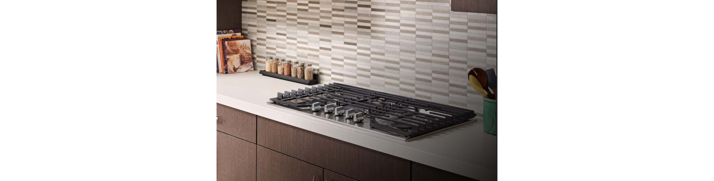 A Whirlpool® Cooktop in a modern kitchen