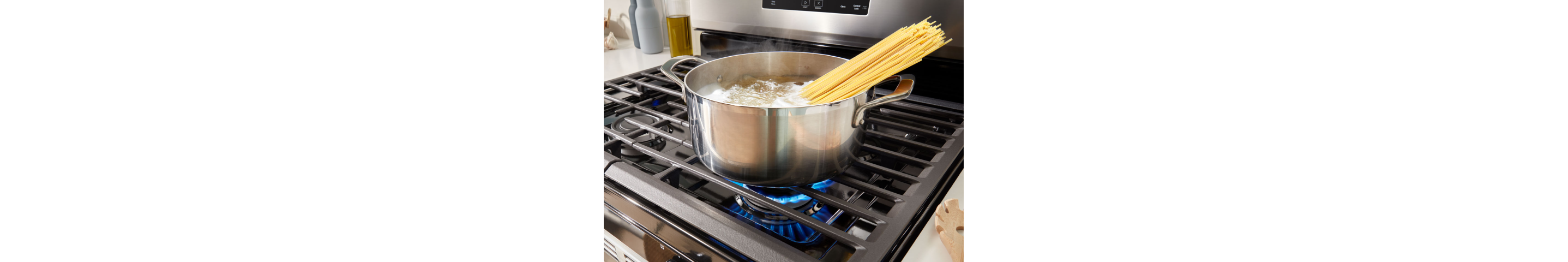 The SpeedHeat™ Burner on a Whirlpool® Gas Range