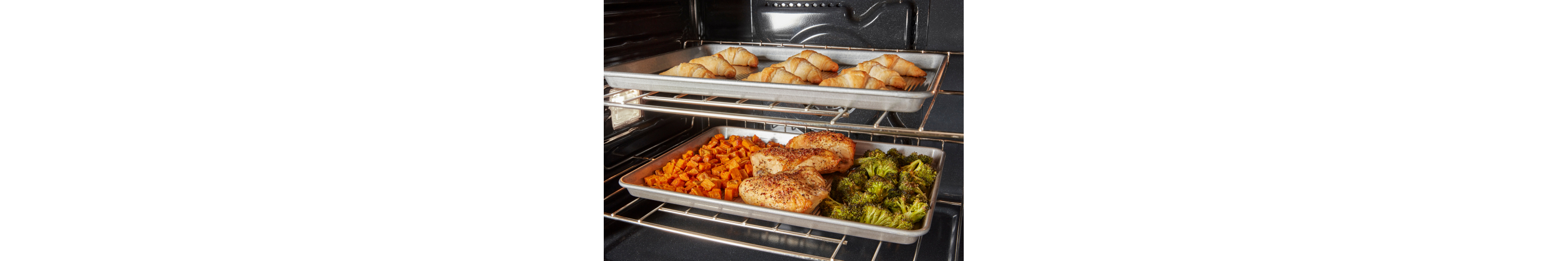 Food baking inside a Whirlpool® Oven