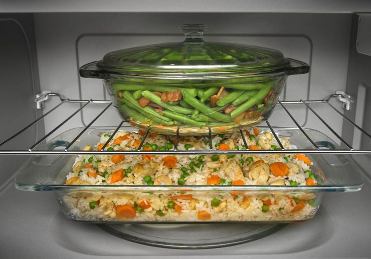 Préparez facilement des plats d’accompagnement avec la cuisson à vapeur dans les fours à micro-ondes Whirlpool.