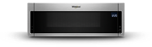 Four à micro-ondes à hotte intégrée et profil bas de Whirlpool.