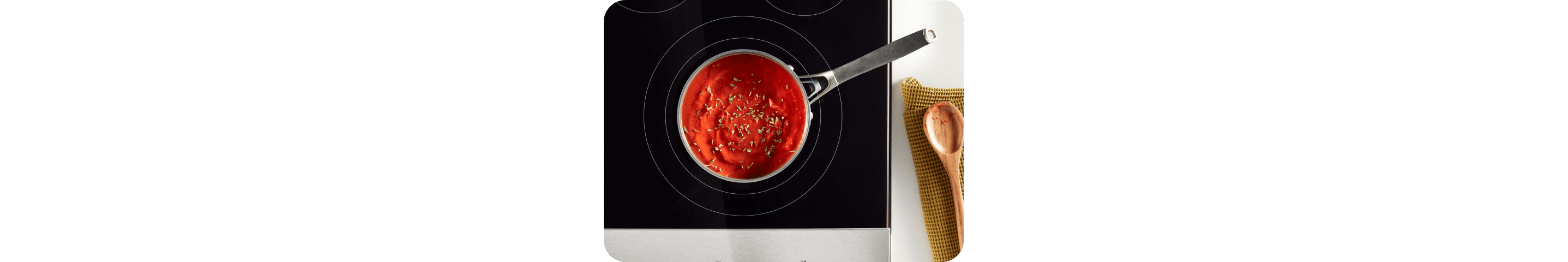 The FlexHeat™ Dual Radiant Element on a Whirlpool® Range