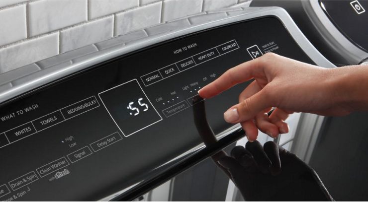 Press and go with touch screen washer controls from Whirlpool.