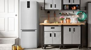 Small apartment fridge freezer discount
