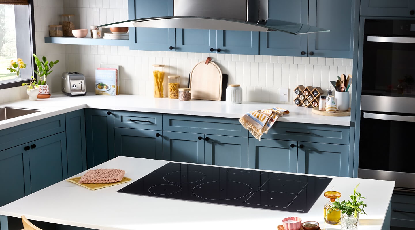 Flyout_1_Best-Electric-Cooktops.jpg?fmt=png-alpha&qlt=85,0&resMode=sharp2&op_usm=1.75,0.3,2,0&scl=1&constrain=fit,1