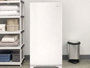 How Long to Wait to Plug in Freezer After Moving: Expert Tips