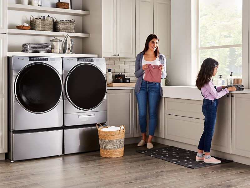 Chores for Kids & Teenagers - Age-Appropriate Laundry Chores | Whirlpool