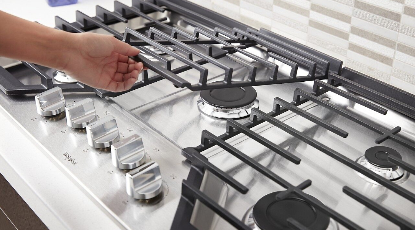 Cleaning Stainless Steel Cooktops in 4 Steps | Whirlpool