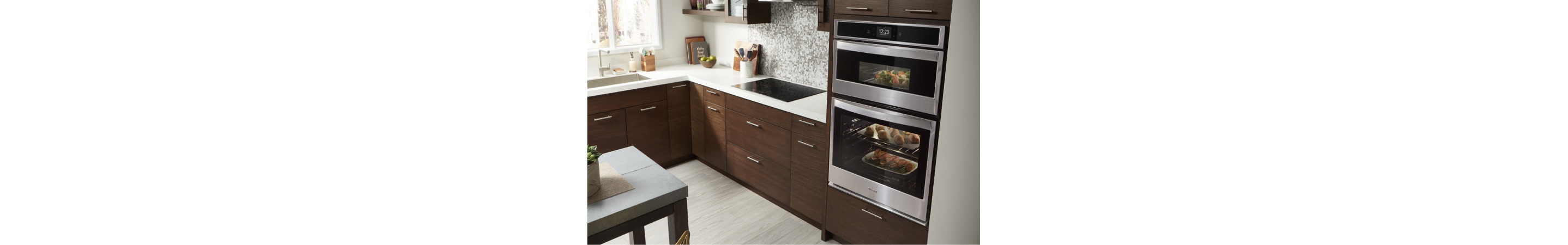 Food roasting and baking in a Whirlpool® oven
