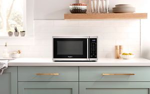 Choosing cheap a microwave