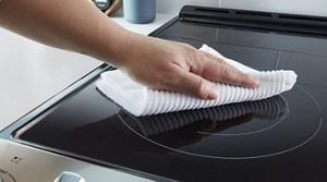 Whirlpool electric sales stove cleaning
