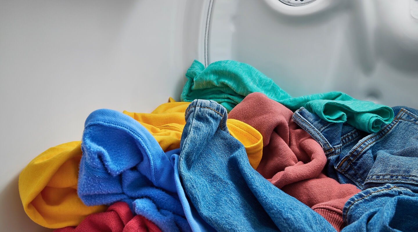 How to get Wrinkles out Without an Iron | Whirlpool How to get Wrinkles out Without an Iron | Whirlpool