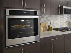 Counter depth wall clearance oven
