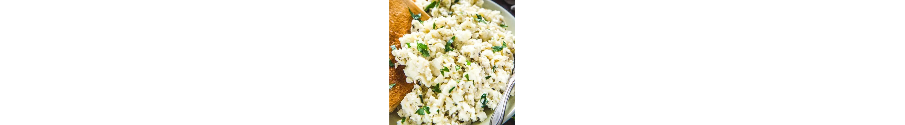 Scrambled egg whites with herbs