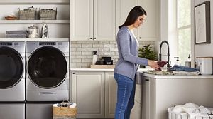 Dryer that 2025 folds laundry