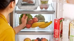 How to Use Baking Soda for Refrigerator Smells | Whirlpool, image size:1440x800