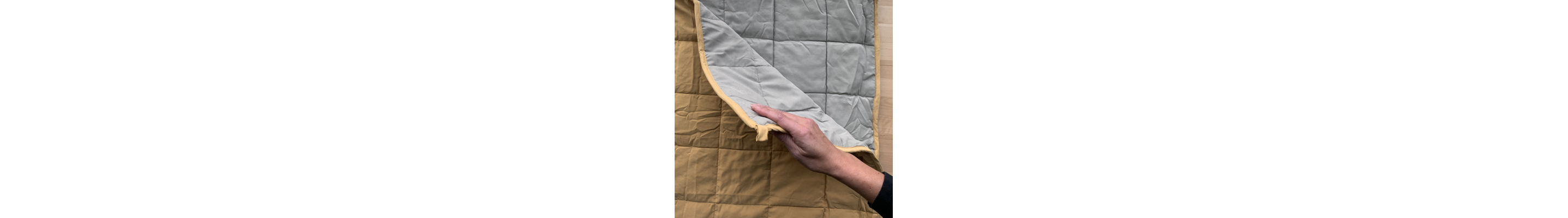 Folding back a weighted blanket
