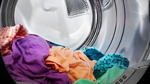 Clothes feel dry after washing 2025