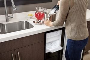 Whirlpool ice 2024 maker bucket