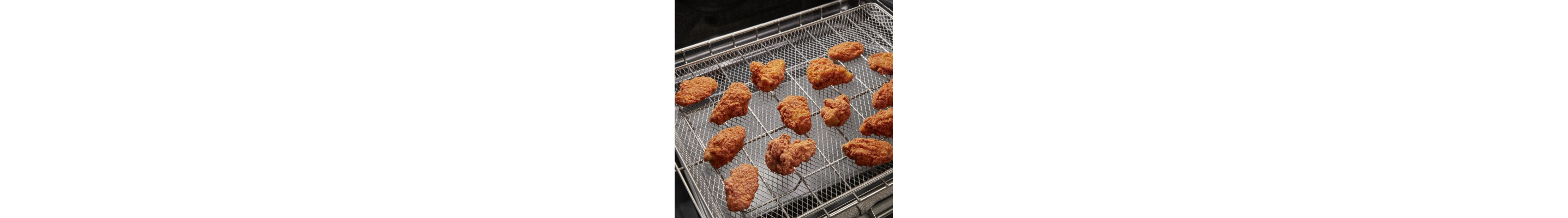 Baking crispy chicken wings in oven