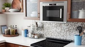 Exhaust fan top microwave oven