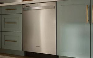 Partially integrated dishwasher 2025