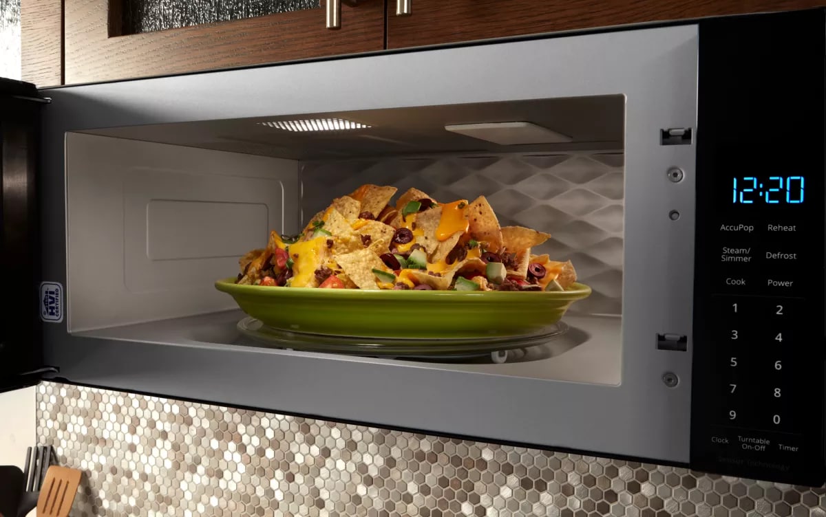 What You Can and Can&rsquo;t Put in a Microwave | Whirlpool