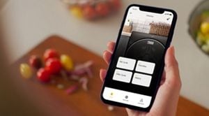 Smartphone with Whirlpool® App