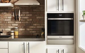 New oven best sale smoking whirlpool