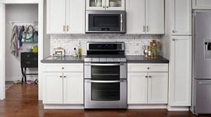 New oven best sale smoking whirlpool